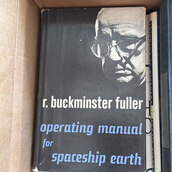 Other - Operating‎ Manual for Spaceship Earth R. Buckminster Fuller Hardcover